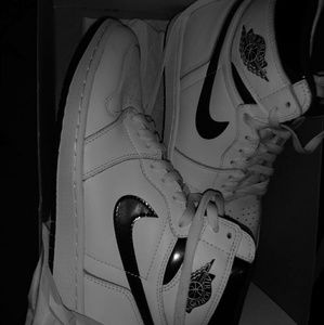 Air Jordan 1 metallic